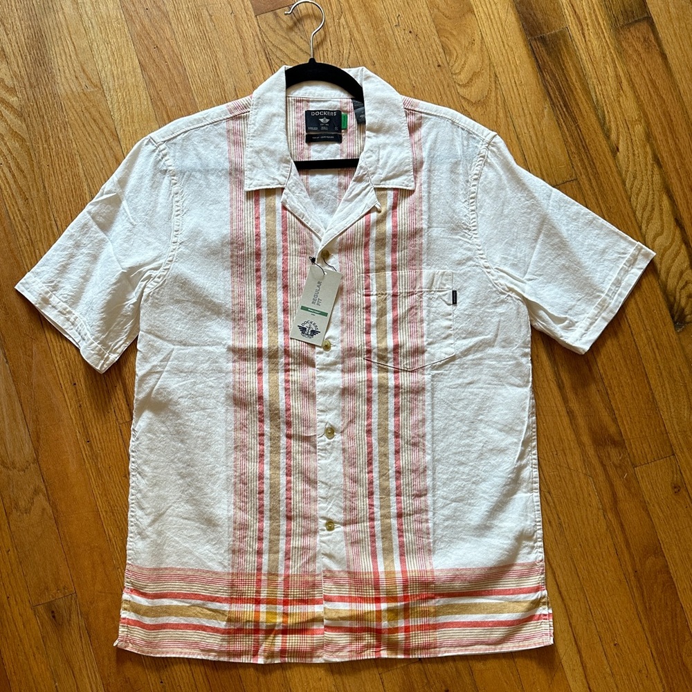 NWT Dockers Short Sleeve Striped Button Down Shirt